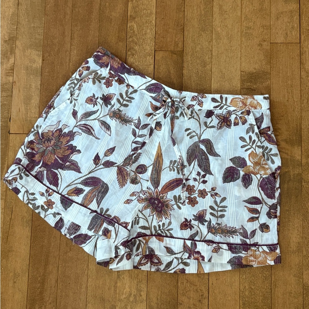Rachel Zoe High Waist Floral Shorts - White and Purple